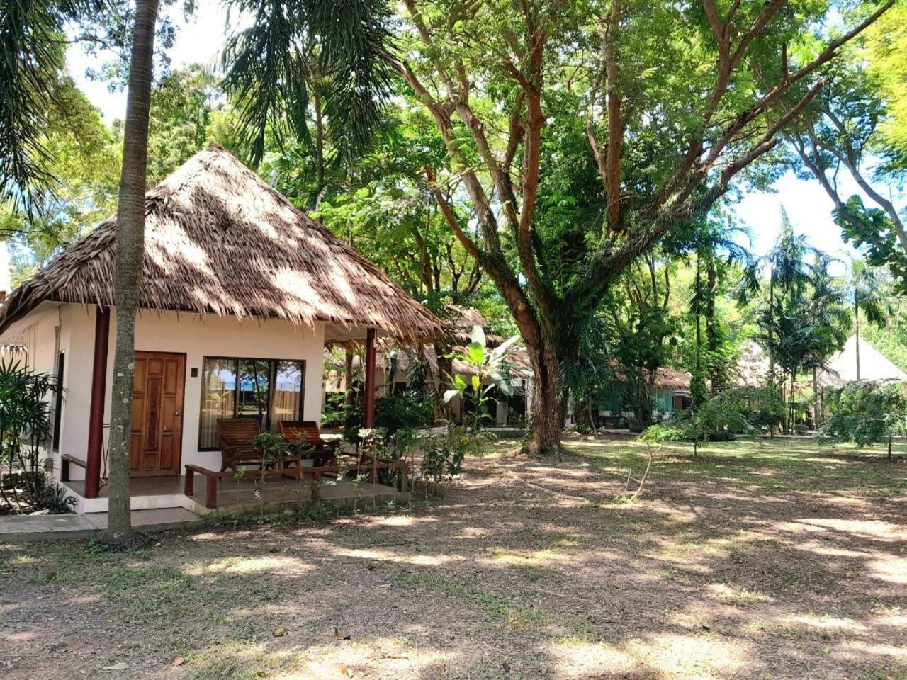 Twin Bay Resort Ko Lanta Exterior foto
